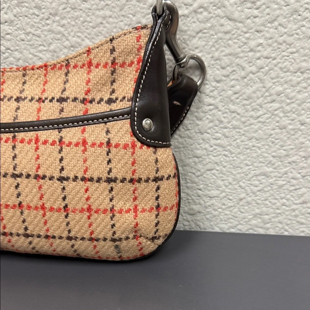 Coach stylish tan